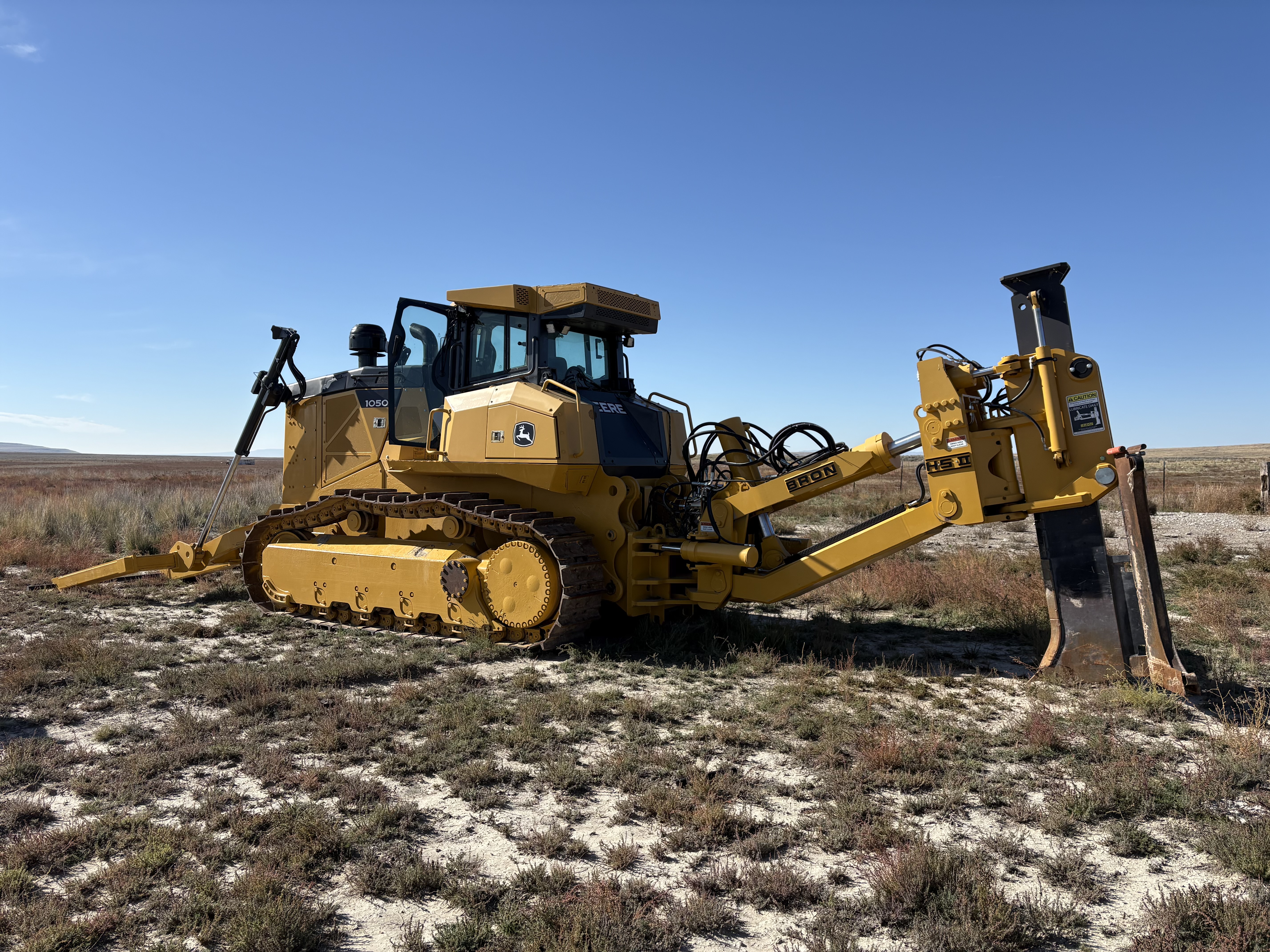 1050K John Deere with Bron HS-II Vibratory